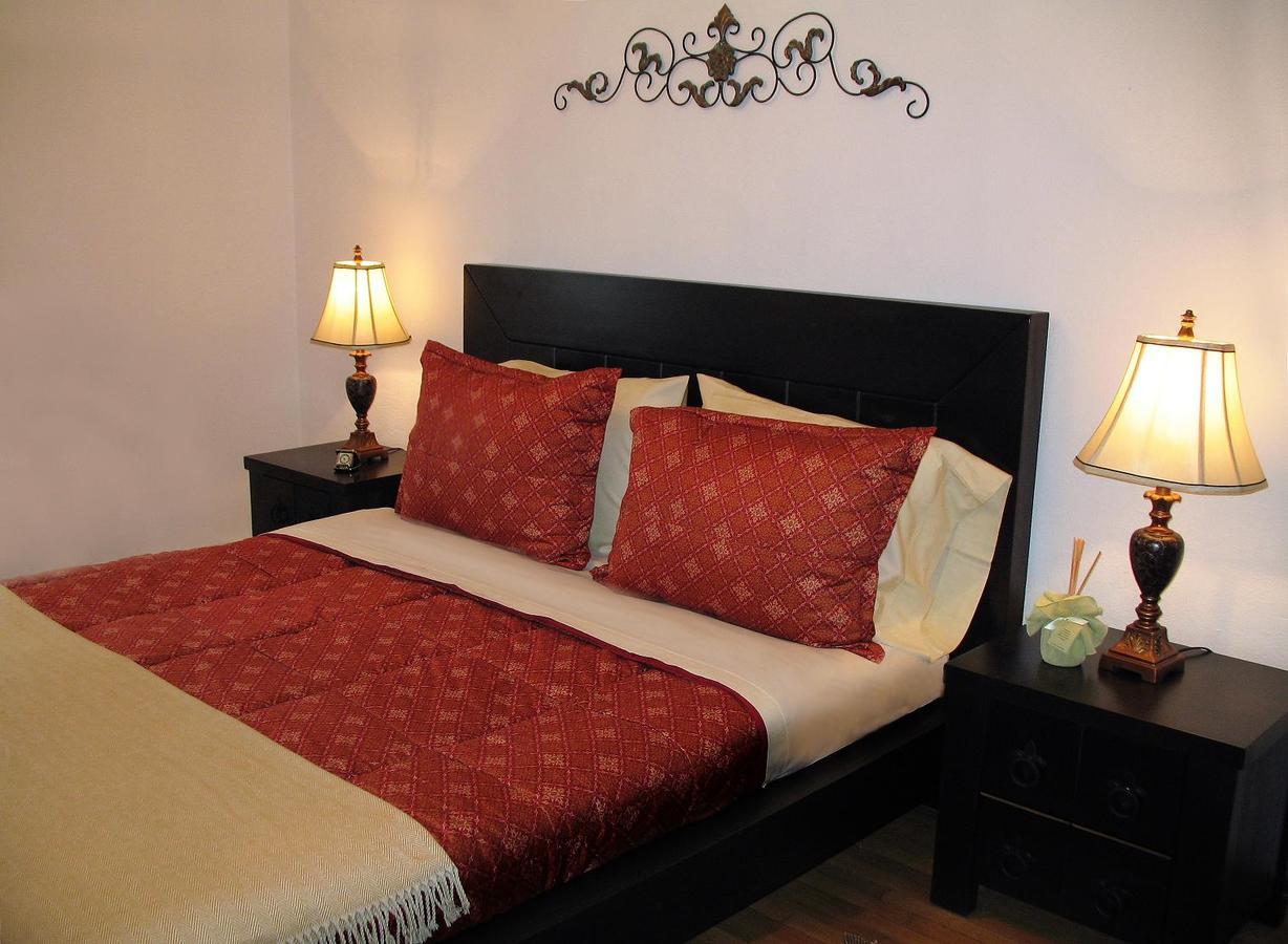 Castle Cottage Bed & Breakfast เบโลกราดชิก ภายนอก รูปภาพ