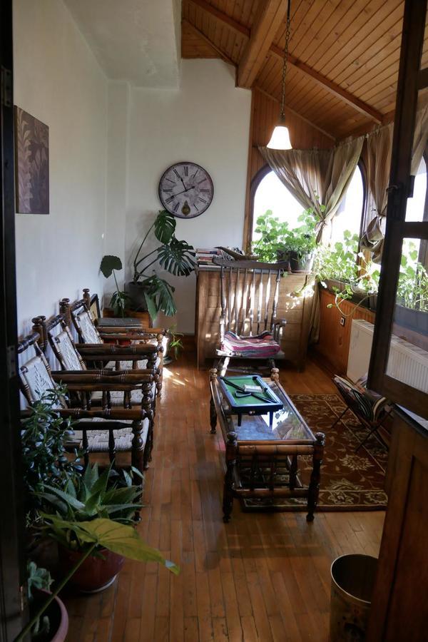 Castle Cottage Bed & Breakfast เบโลกราดชิก ภายนอก รูปภาพ