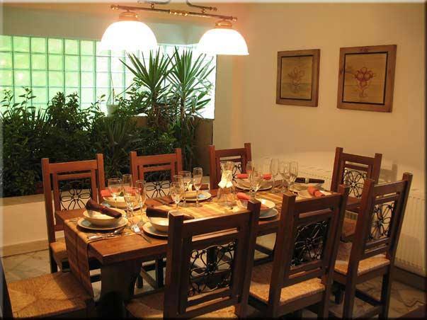 Castle Cottage Bed & Breakfast เบโลกราดชิก ภายนอก รูปภาพ